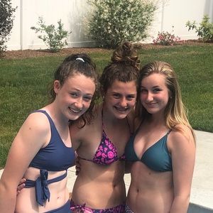 Meet your Posher, Olivia